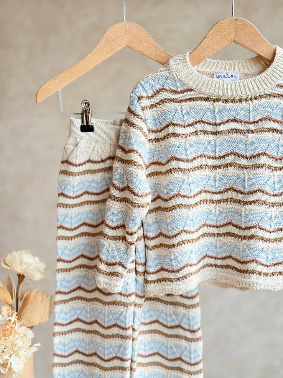 Bebek%20Mavisi%20Krem%20Yaldızlı%20Triko%20Takım