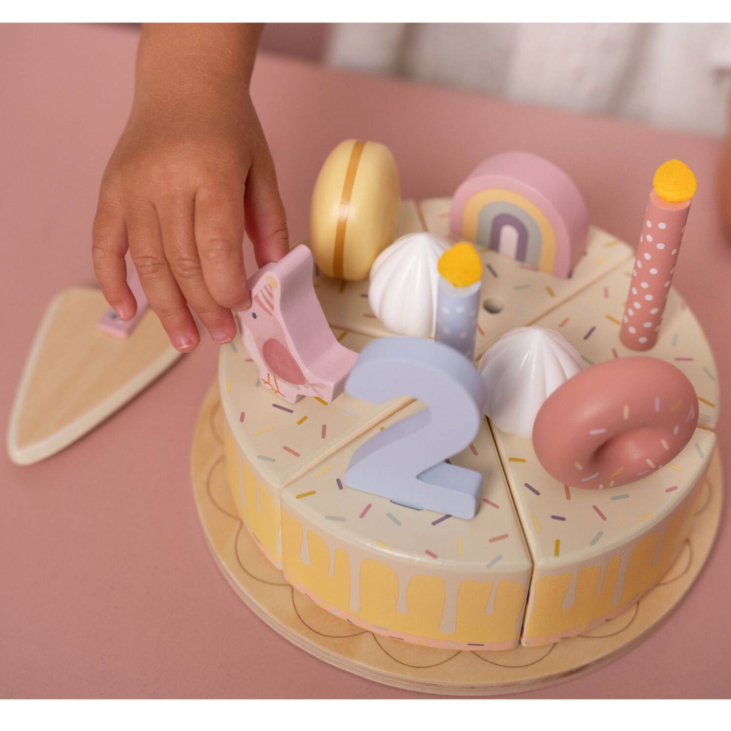 Little%20Dutch%20-%20Ahşap%20Doğumgünü%20Pastası%20Pembe