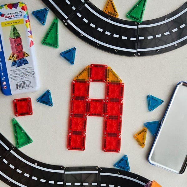 Magna-Tiles%20microMAGS%20Travel%20Set%20-%20Seyahat%20Seti%2026%20Parça