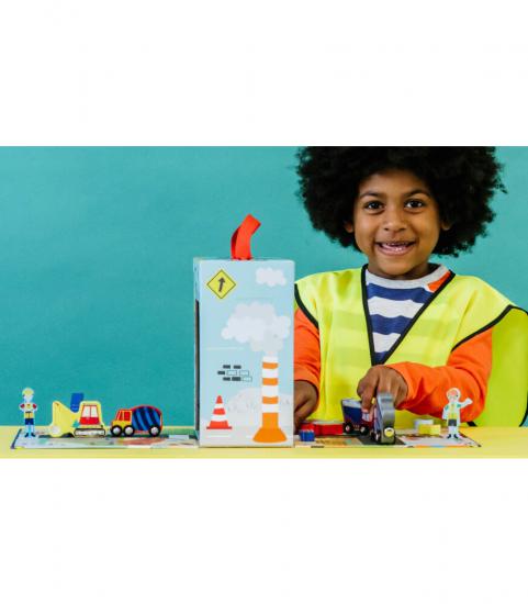 FLOSS & ROCK Ahşap Figürlü Oyun Kutuları / Construction