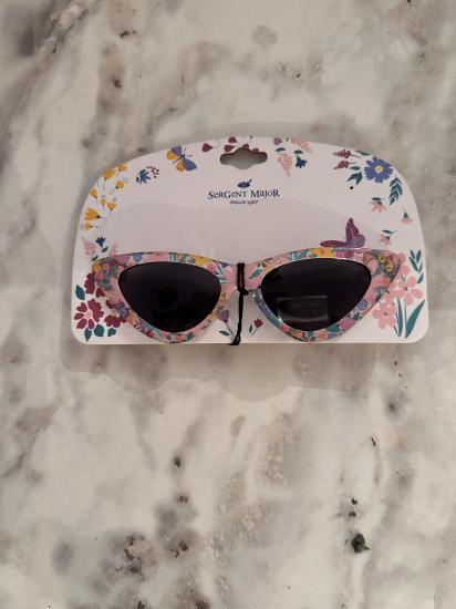 Çiçekli Kız Çocuk Güneş Gözlüğü 
